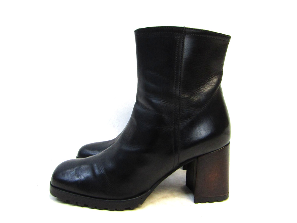 C. Doux Womens Size 38 EUR Black Leather Zip Ankle Fashion Boots Bootie